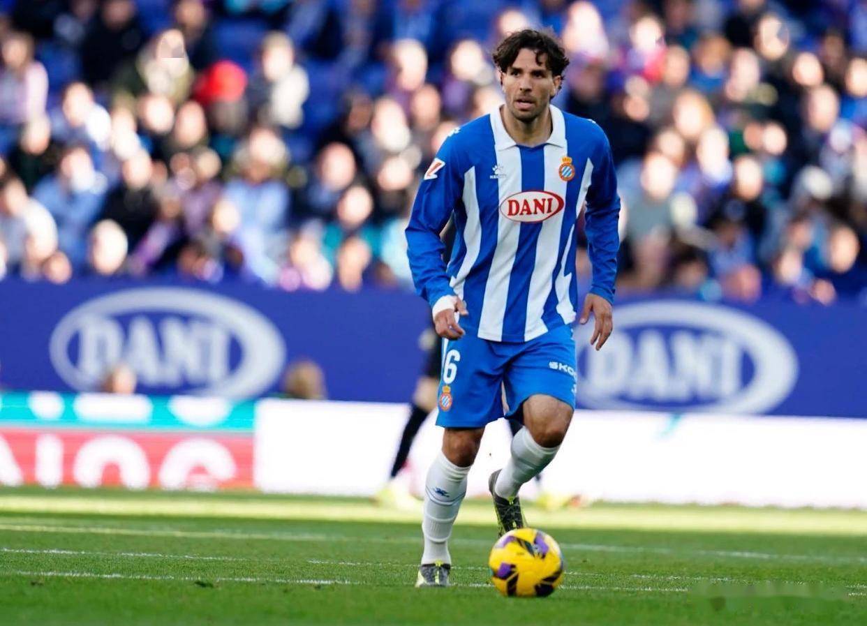 巴列卡诺客场全取三分，势不可挡的简单介绍