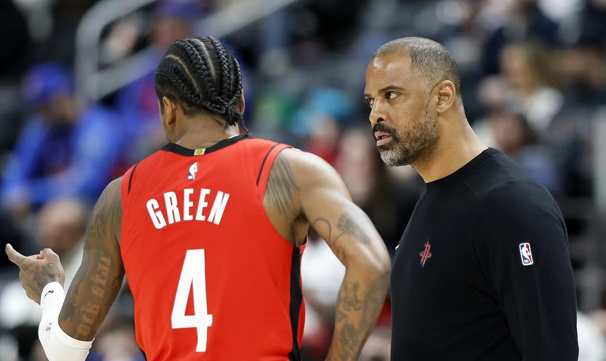 关于佛罗伦萨主场失利，处境堪忧的信息