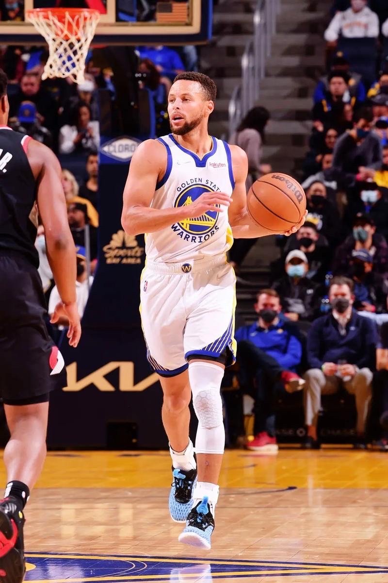 开拓者队经历充满变数的赛季