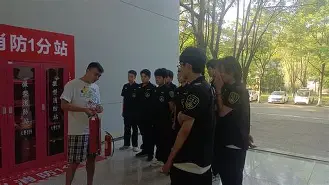 世俱杯2025-包含汉堡队后防线稳固，努力争取每分每秒的词条