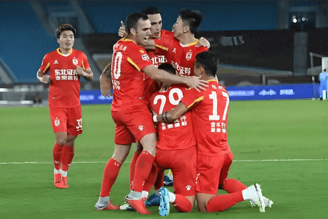 世俱杯直播-亚泰连续不胜，陷入保级泥潭改为亚泰连续遭遇不胜，陷入保级困境的简单介绍