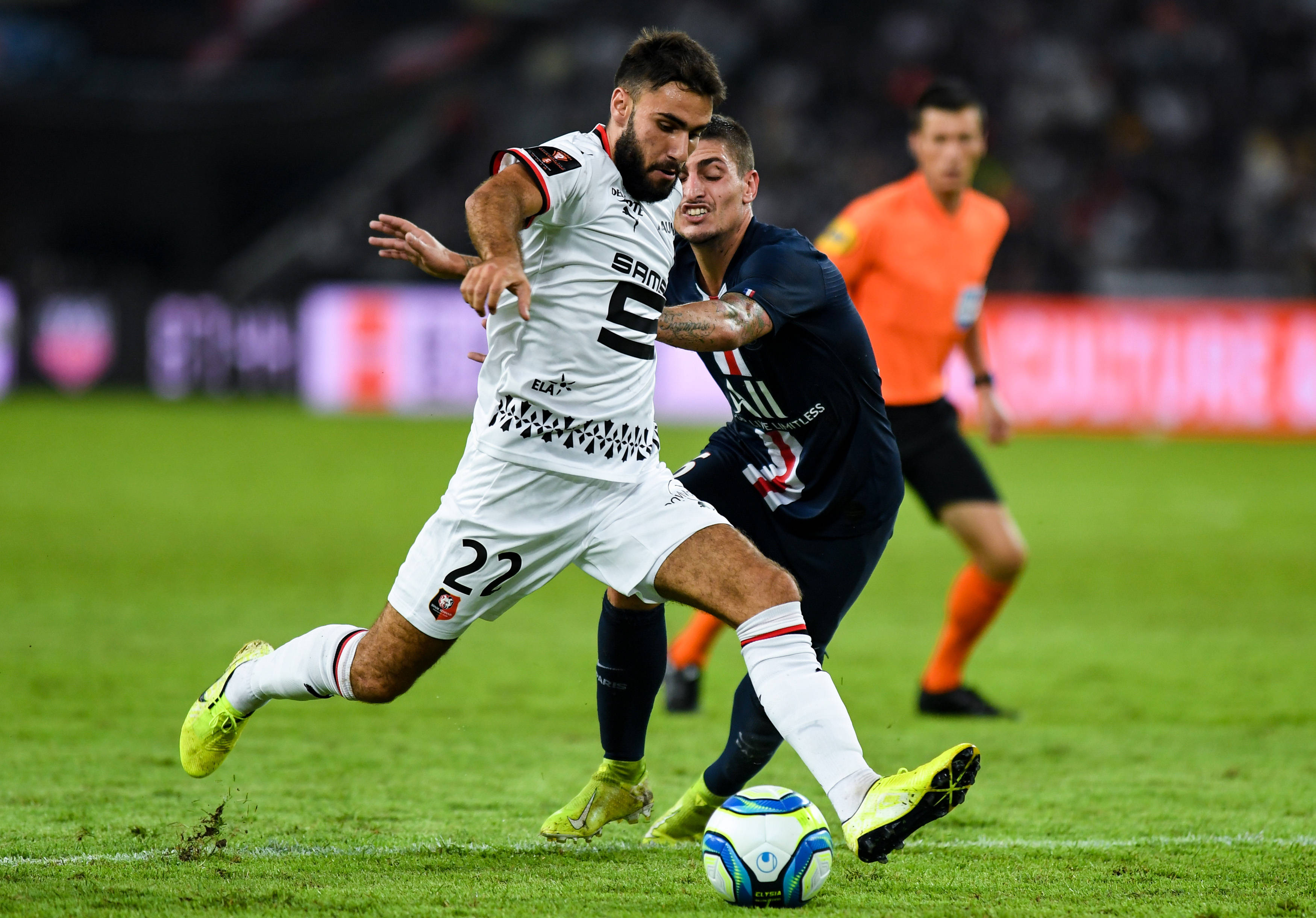 包含曼联惨败拜仁，欧冠之路寸步难行的词条