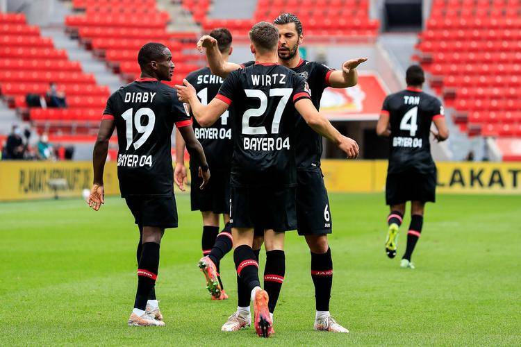 世俱杯参赛资格-瓦伦西亚中场转投勒沃库森德甲队的简单介绍