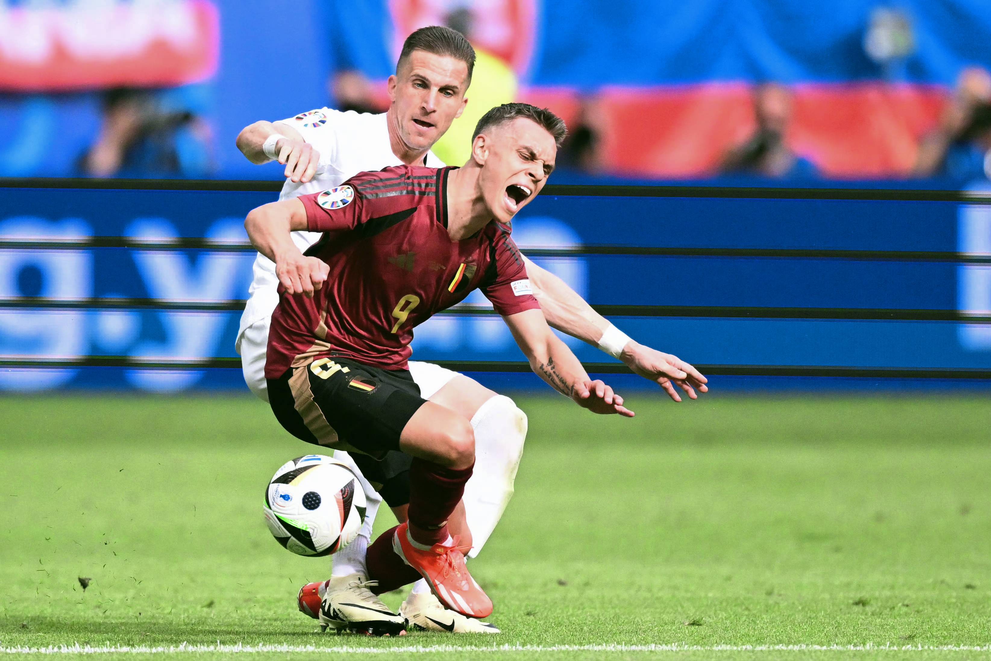 世俱杯分组-斯洛伐克队将在本周末迎来重要比赛