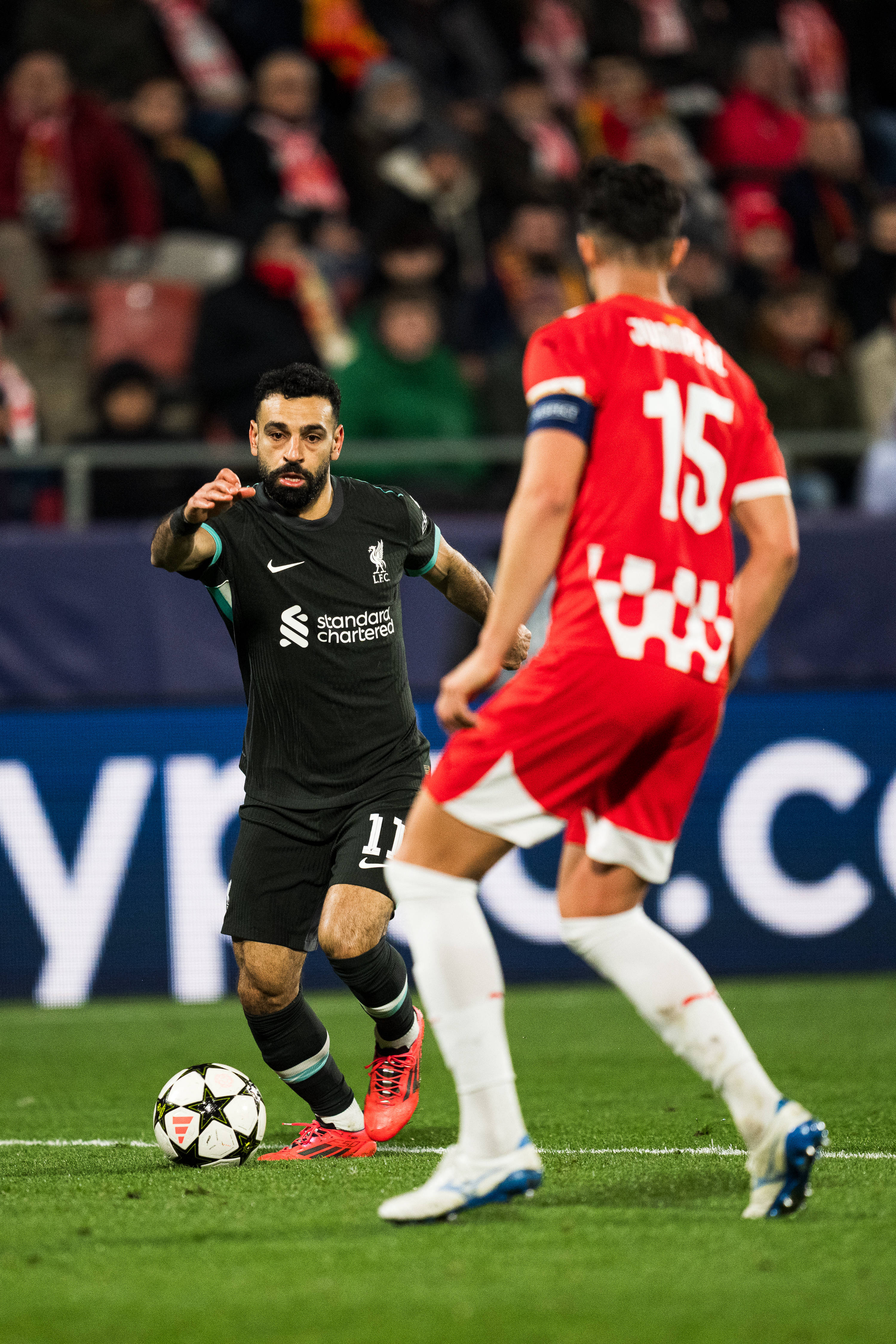 世俱杯冠军-关于狼队士气高昂，球队连胜势头强劲的信息