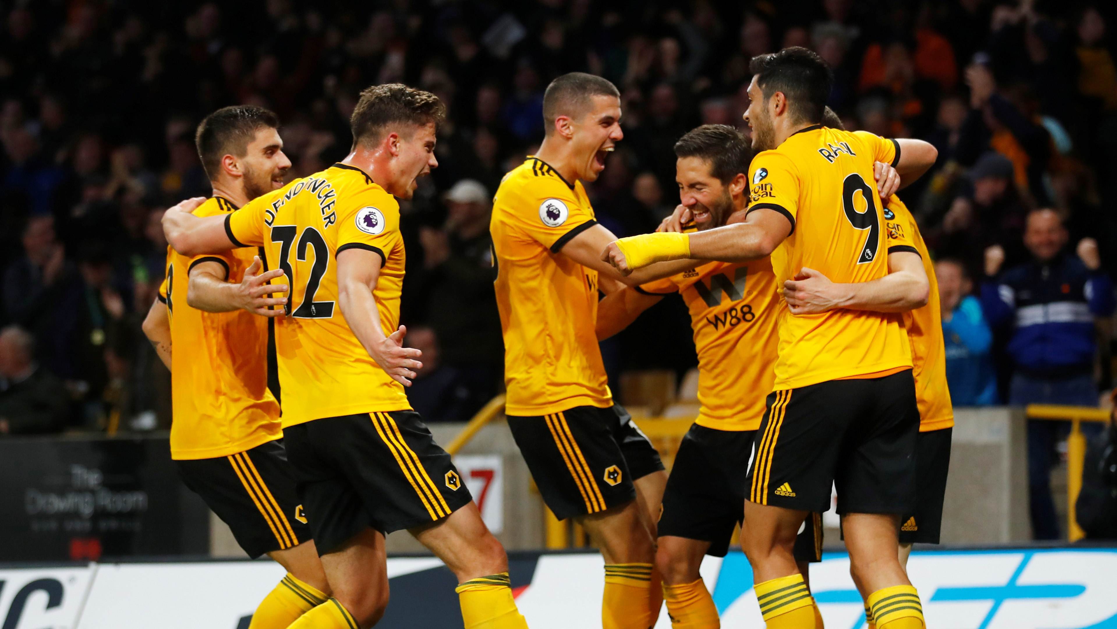 包含西汉姆联主场失利于伯恩茅斯的词条