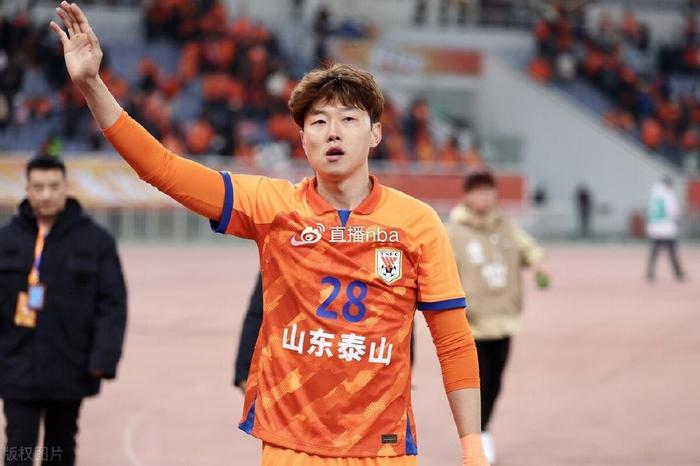 包含山东鲁能决胜攻防战，力争胜利对阵河北华夏幸福的词条