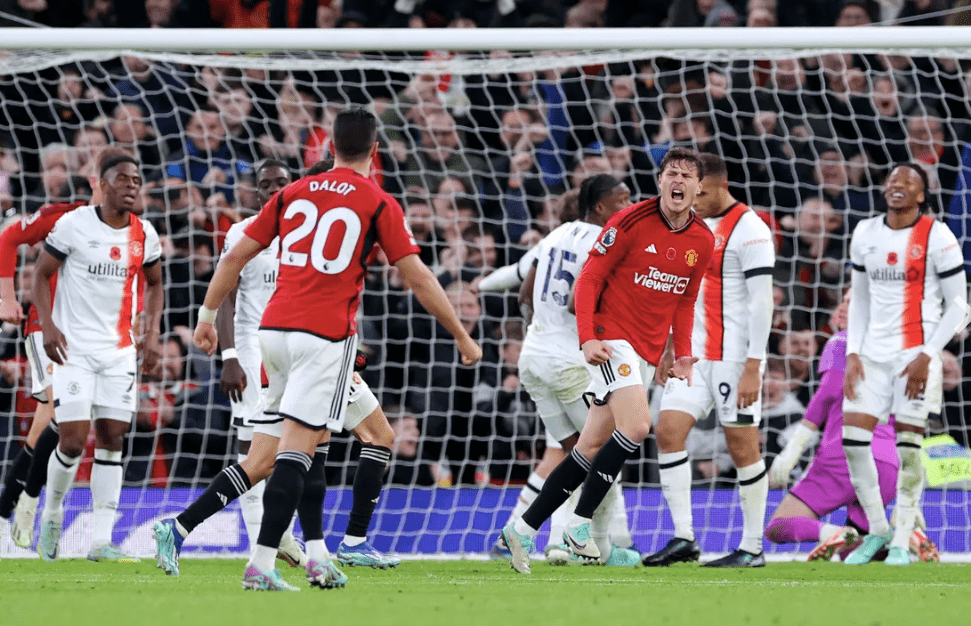 曼联主场战平伯恩利，主队稳定基本盘