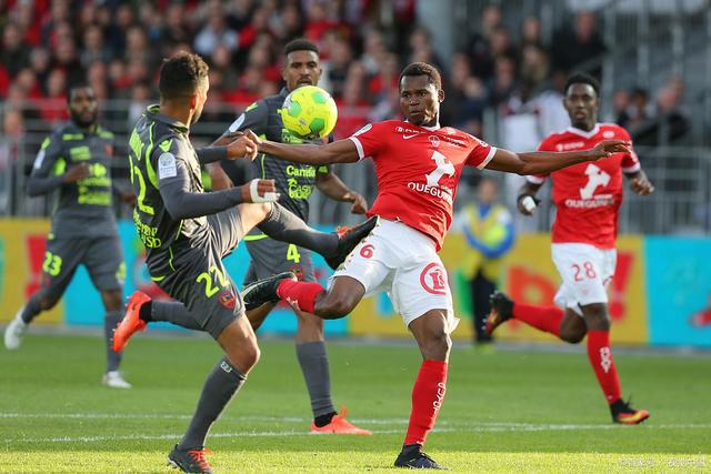 世俱杯分组-梅斯小胜波尔多，保住保级希望