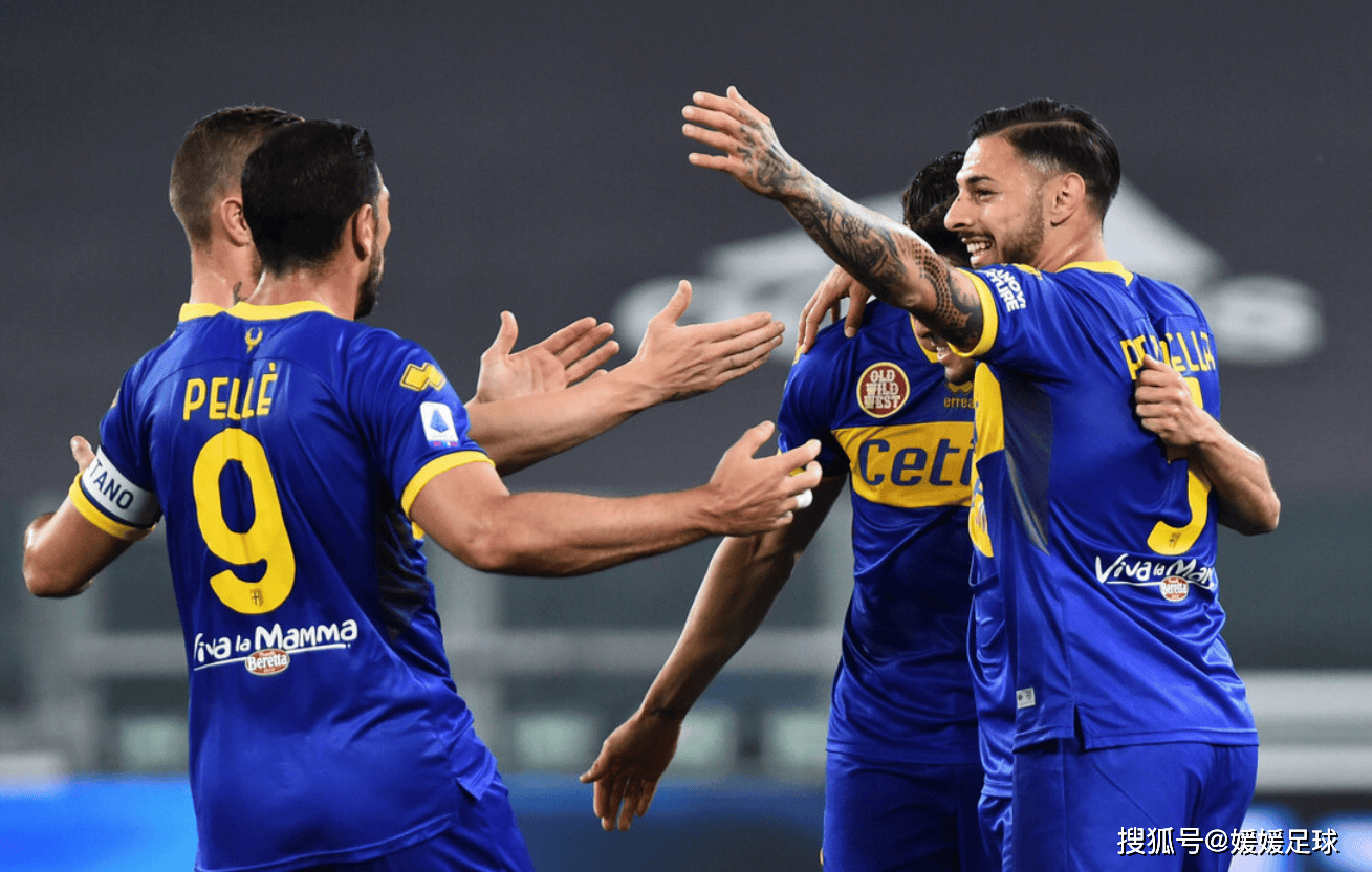 包含卡利亚里客场大捷，势头强劲追赶积分榜的词条