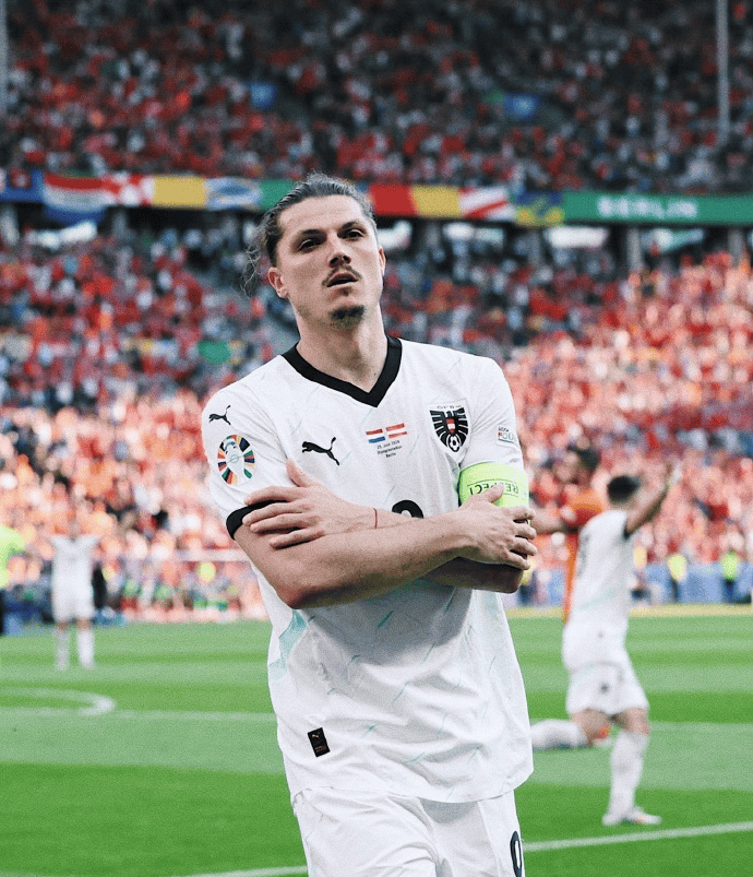 世俱杯直播-奥地利国家队成功晋级，表现令人印象深刻