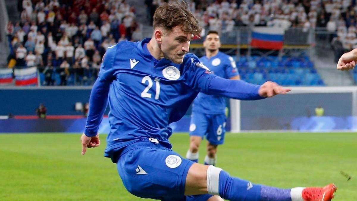 包含塞浦路斯篮球联赛传奇球员离队告别的词条