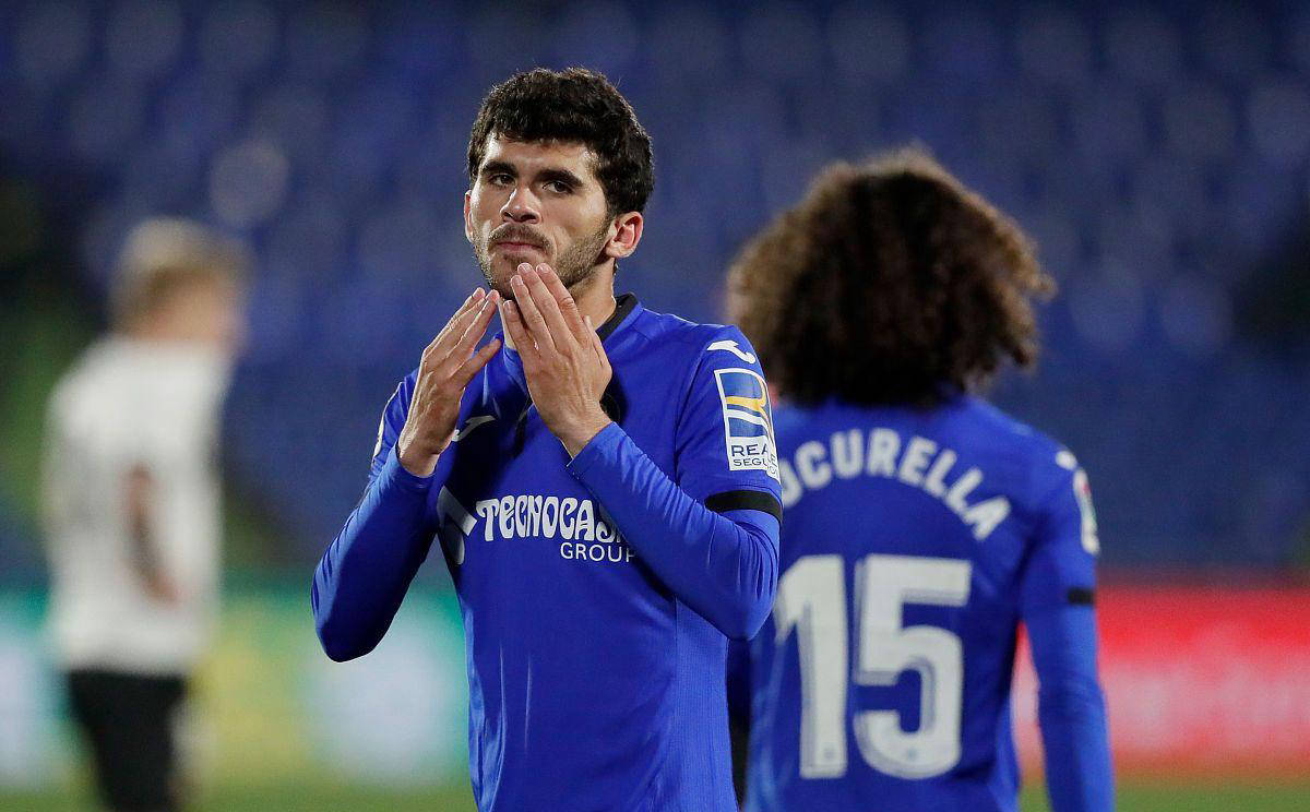 关于莱加内斯客场战胜对手，提前松绑降级压力的信息