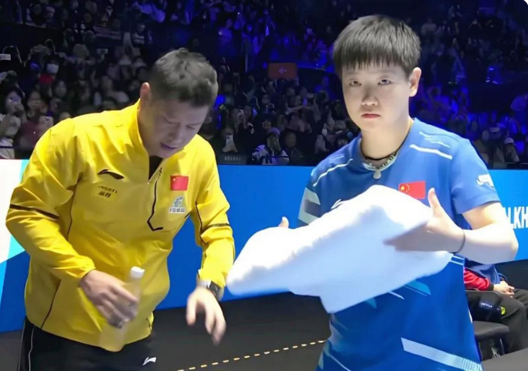 世俱杯参赛资格-亚洲杯决赛战火激烈，中国队力克对手夺冠