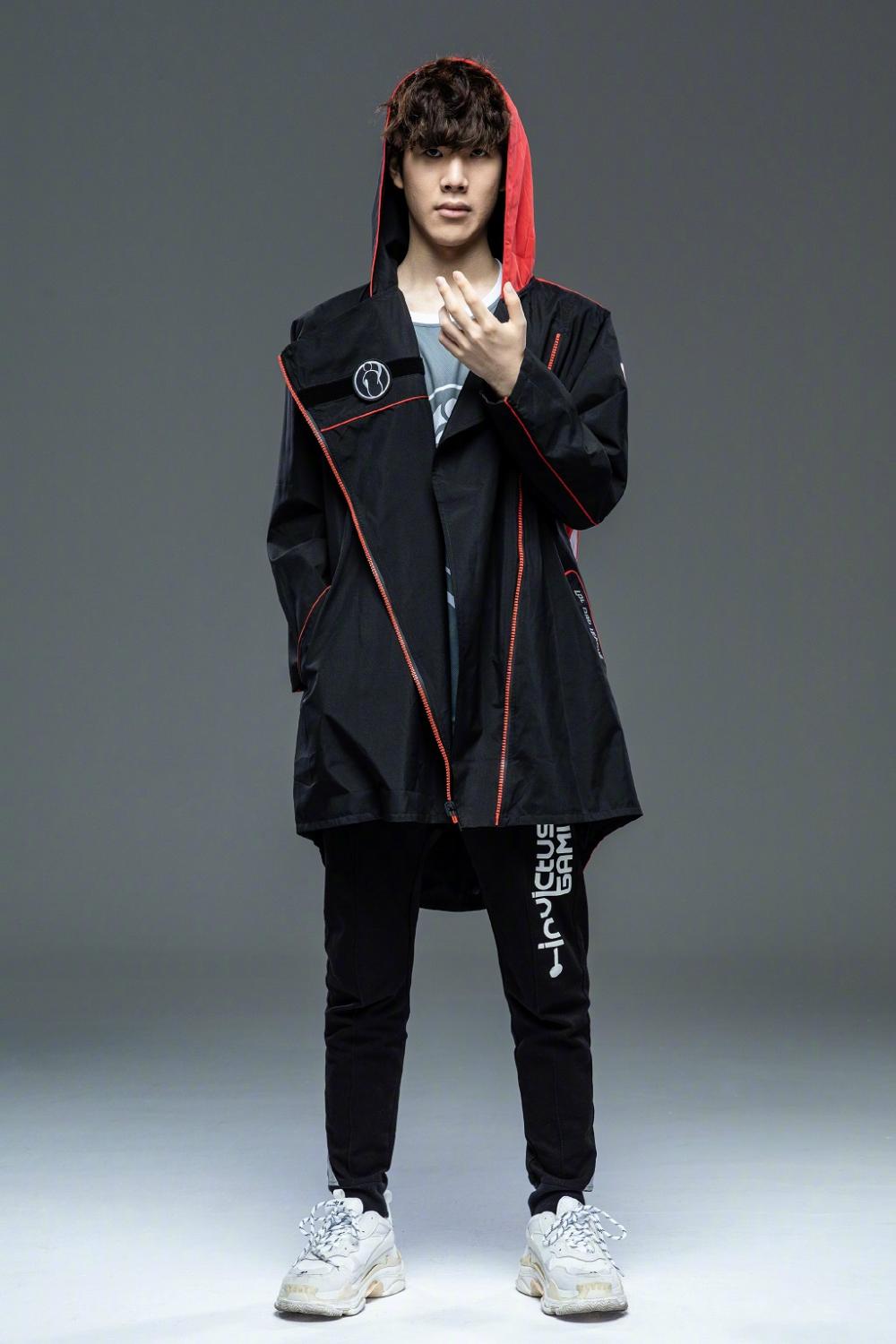 世俱杯赛程-包含FNC绝杀C9，Knight完成史诗逆转宿命之战2025世界赛，引爆全场热议的词条