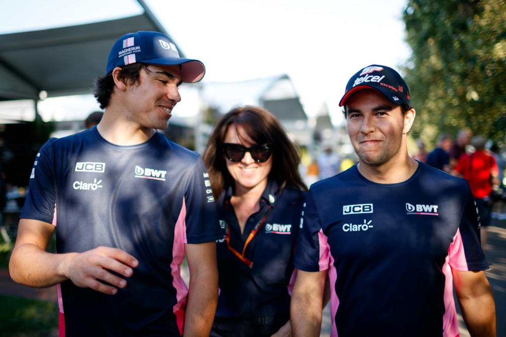 阿斯顿马丁鏖战迈凯伦，佩雷兹惊艳四座