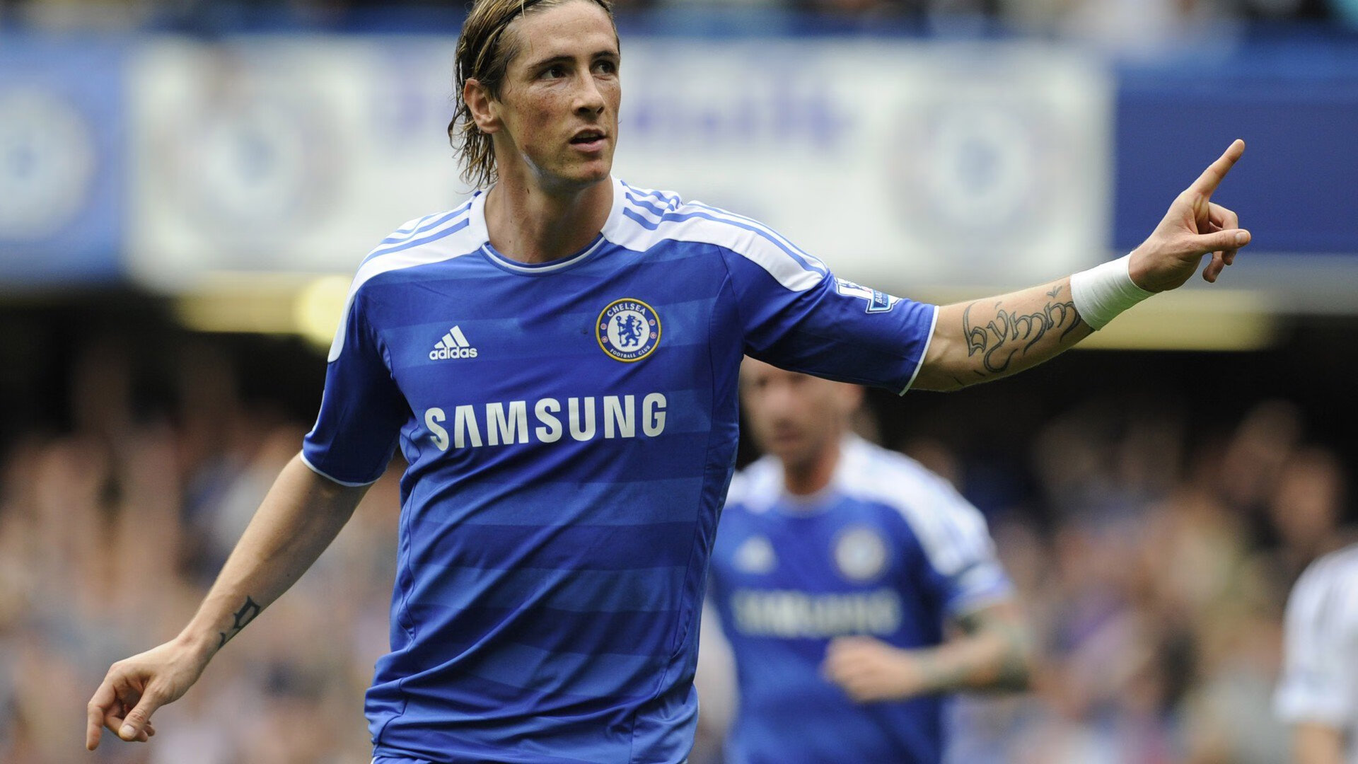 世俱杯决赛-绿茵魔术师，克瓦拉茨赫利亚与沙特三分钟的闪电纪元—当沙漠绿洲在七分钟内冰封欧洲红魔